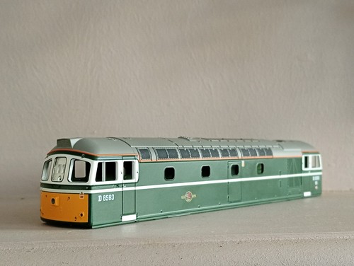 Heljan class loco body - class, |