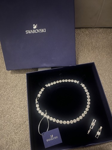 Swarovski signed crystal - swarovski,