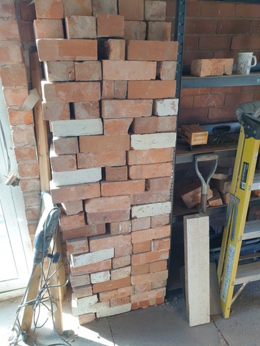 Reclaimed bricks - reclaimed,