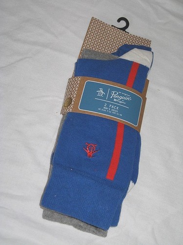 Bnwt original penguin one - original,