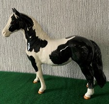 BESWICK HORSE THE PINTO PONY PIEBALD GLOSS FINISH MODEL No. 1373 PERFECT