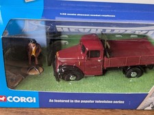 CORGI VANGUARDS HEARTBEAT TV SERIES MORRIS TRUCK & GREENGRASS MODEL CC07301 1:43