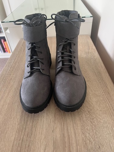 Ankle boots marks - boots, .