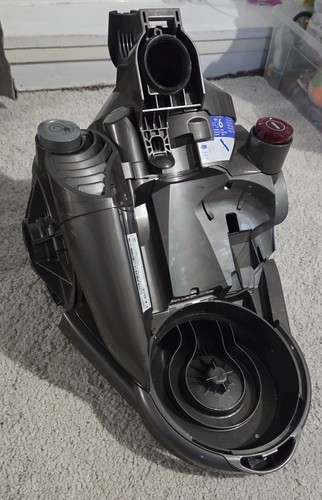 Dyson dc19 vacuum cleaner - dc19,