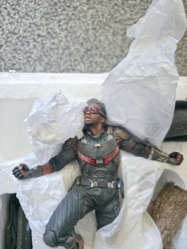 Iron studios avengers infinity - studios,