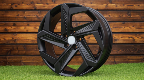 R19 5x114 hyundai - r19",