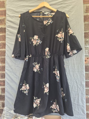 Peacocks black floral cold - black,