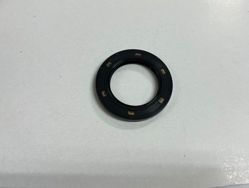 Oil seal with - with, outer
