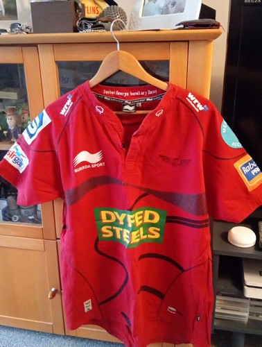Burrda sport llanelli scarlets - llanelli,