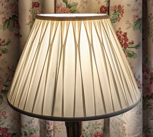 Laura ashley fenn inch - laura,