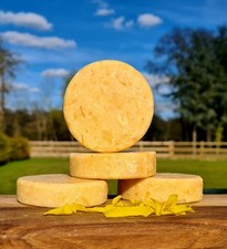 BEE BLONDE HAIR FOOD BEAUTY SHAMPOO BAR Camomile Honey Egg Pollen Beeswax -75g