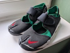 Rare Nike Air Rift Kenya Black Forest / Red Trainers size UK 10