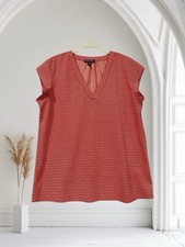 Hilary Radley Womens Red Geo