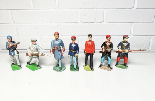 Vintage lead toy soldiers job - vintage,