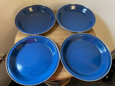 BASE CAMP ENAMEL 4 PLATE SET