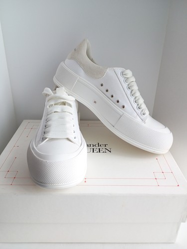 Alexander mcqueen italy - italy, deck