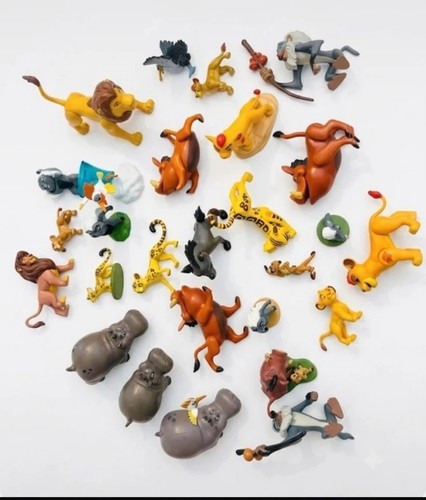 Lion king guard figures - lion,