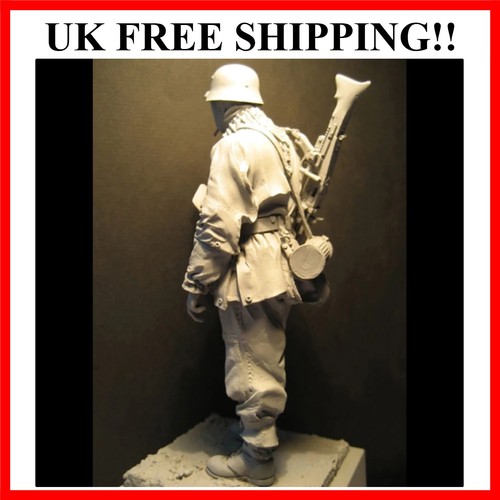 Resin figure unpainted - 1/16,