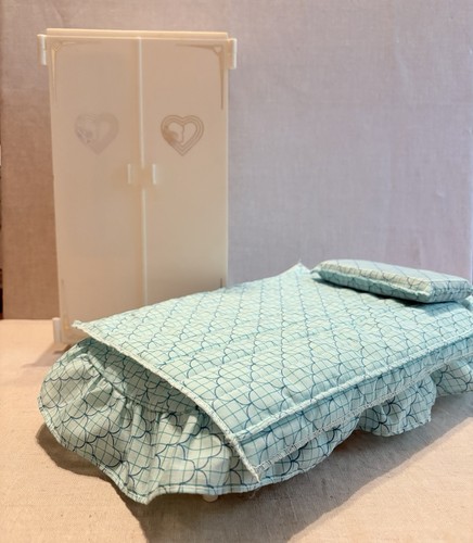 Vintage 1970s marx sindy bed - 1970s,