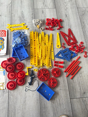 Meccano plastic sets 300 400 - plastic,