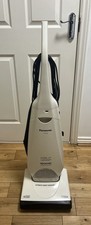 Panasonic MC-UG302 1900W