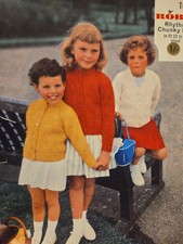 Robin 1057 Knitting PATTERN Vintage used Children's Cardys 22-30in Chest Chunky