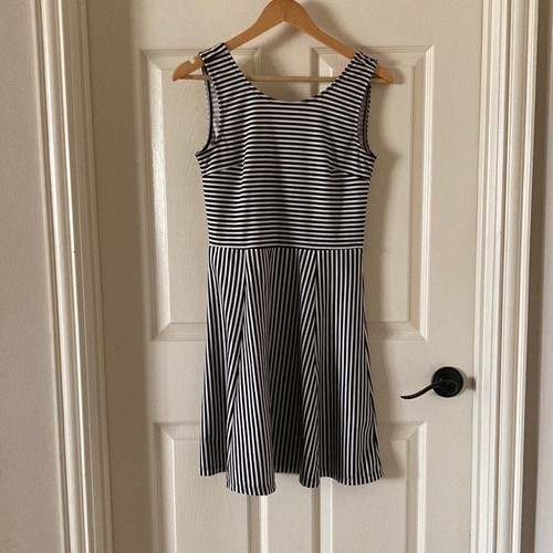 Striped fit and flare - h&m, midi