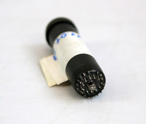 Hamamatsu photomultiplier tube - photomultiplier,
