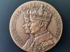 1937 George VI and  Queen Elizabeth  Coronation Bronze Medal, in it's Original B
