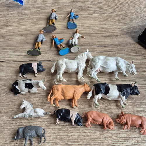 Vintage plastic figures incl - vintage,
