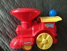 Vintage tonka/Playskool train pop up ball