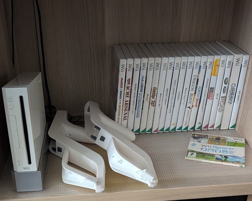 Nintendo wii console bundle - wii,