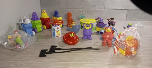 Mcdonalds vintage happy meal - mcdonalds,