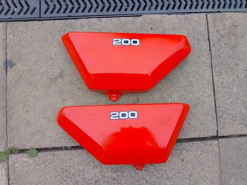 Yamaha rd200 side panels - side,