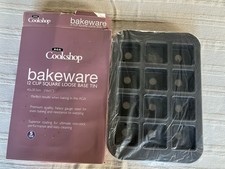 AGA  Cookshop bakeware 12 Cup