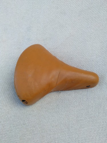 Vintage bicycle saddle - vintage, brown