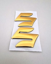 Suzuki Gold 3D Badge Tank