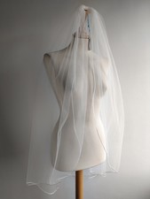 Light ivory simple bridal veil