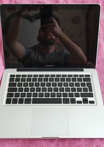 Macbook pro mid 2010 core - pro,
