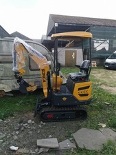 Mini Digger With Dumper &