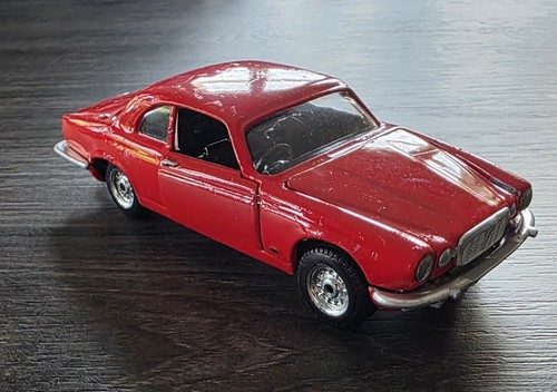 Corgi jaguar xj12c - jaguar,