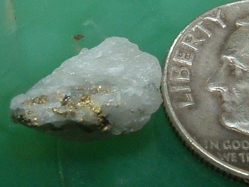 Gold quartz specimen gram - quartz,