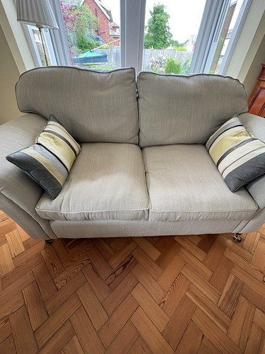 Laura ashley mortimer seater - ashley,