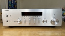 Yamaha R-N602 Silver Network Receiver