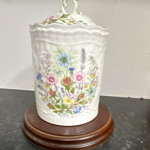 Aynsley wild tudor - wild,