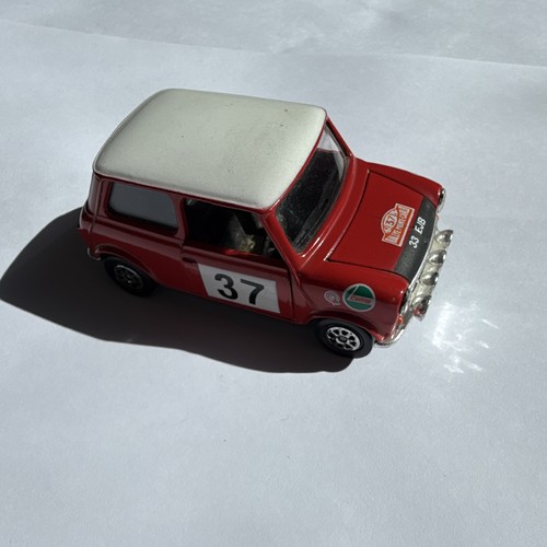 Corgi classics 1967 mini - corgi,