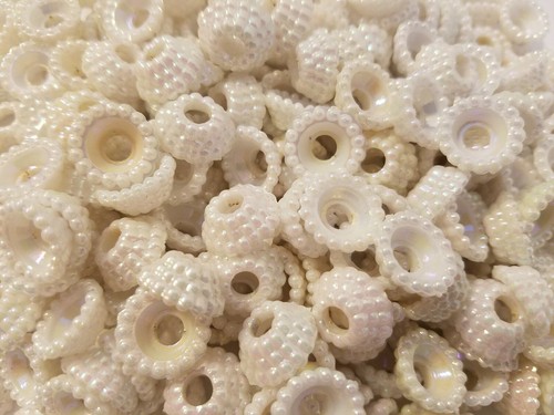 Lot 100 white pearl plastic - 100,