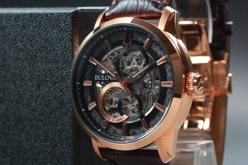 Near mint bulova clasic - mint],