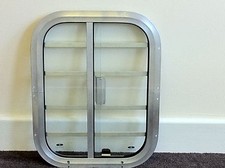 Horsebox window 18 side - window,