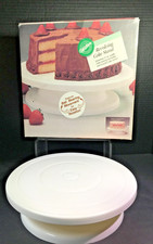 Wilton Revolving Cake Stand